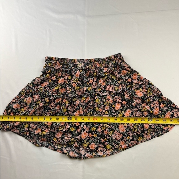 American Eagle - Women’s Skirt - Small - Floral - Ruffled - Miniskirt - Picture 3 of 7